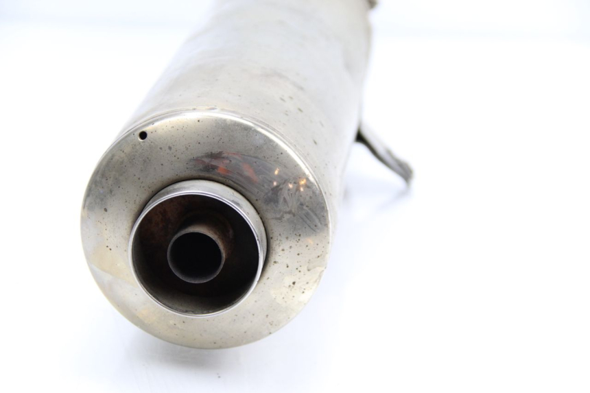 photo de POT ECHAPPEMENT DROIT YAMAHA TDM ABS 900 (2002 - 2014) - Gros plan technique