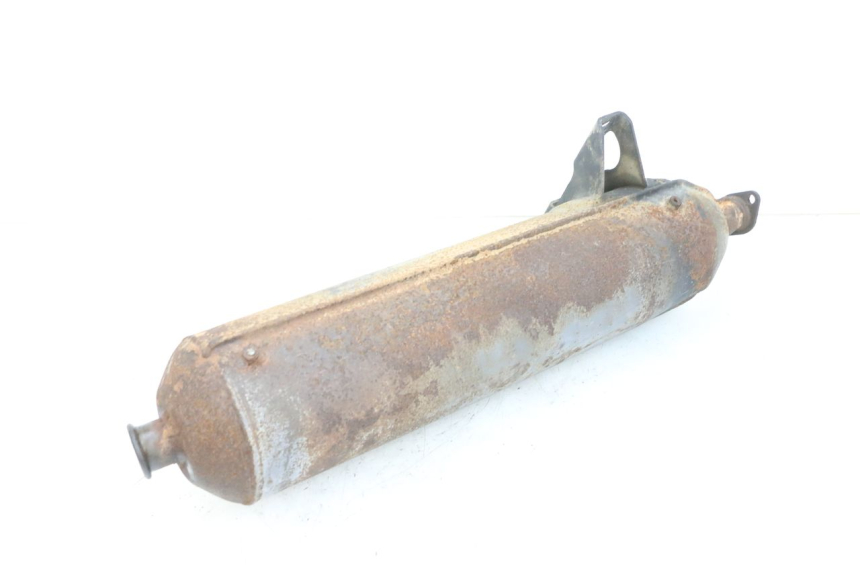 photo de POT ECHAPPEMENT PEUGEOT ELYSEO 125 (1999 - 2004) - Gros plan technique