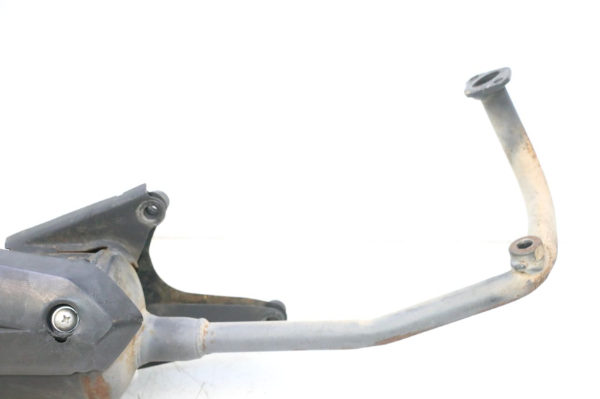 photo de POT ECHAPPEMENT JM MOTORS EVOLIS 4T 50 (2018 - 2022) - Vue rapprochée