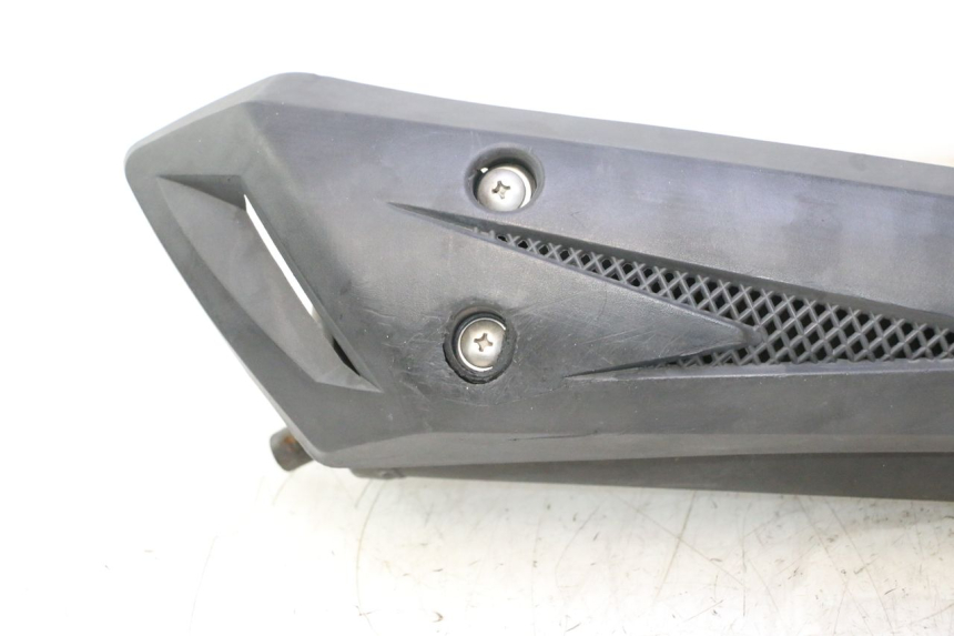 photo de POT ECHAPPEMENT JM MOTORS EVOLIS 4T 50 (2018 - 2022) - Photo complémentaire