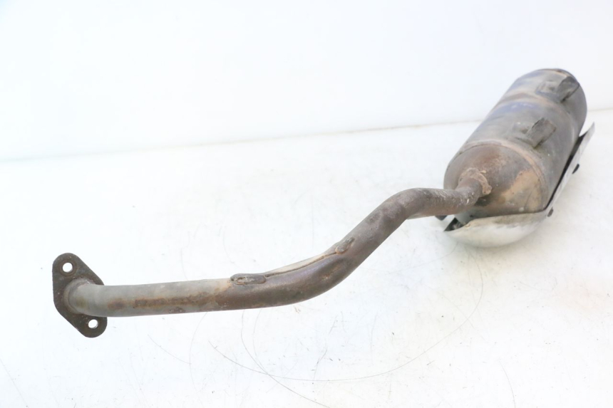 photo de POT ECHAPPEMENT HONDA FES PANTHEON 125 (2003 - 2007) - Points de fixation