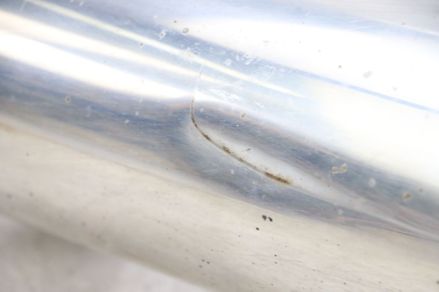 photo de POT ECHAPPEMENT YAMAHA FJR ABS 1300 (2006 - 2012) - Vue rapprochée