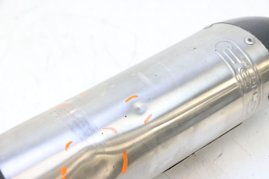 photo de POT ECHAPPEMENT YAMAHA FJR 1300 (2001 - 2005) - Points de fixation