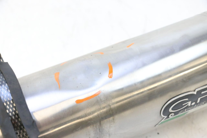 photo de POT ECHAPPEMENT YAMAHA FJR 1300 (2001 - 2005) - État de surface