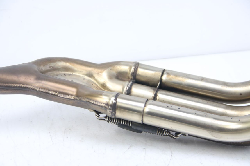 photo de POT ECHAPPEMENT YAMAHA FZS FAZER 600 (2001 - 2003) - Photo complémentaire