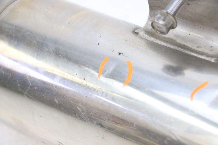 photo de POT ECHAPPEMENT GAUCHE YAMAHA FJR ABS 1300 (2006 - 2012) - Photo complémentaire