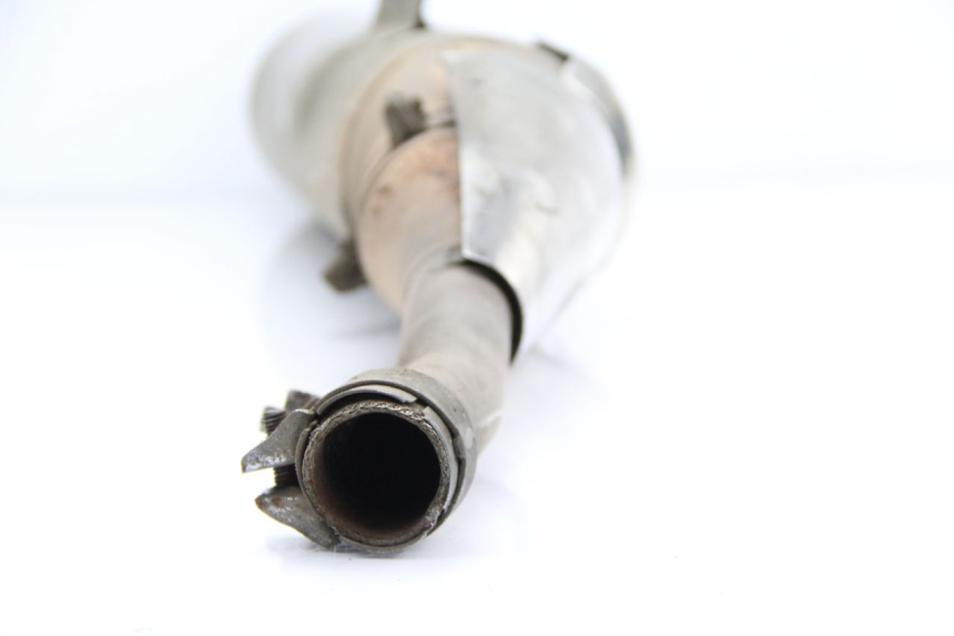 photo de POT ECHAPPEMENT GAUCHE YAMAHA TDM ABS 900 (2002 - 2014) - Gros plan technique