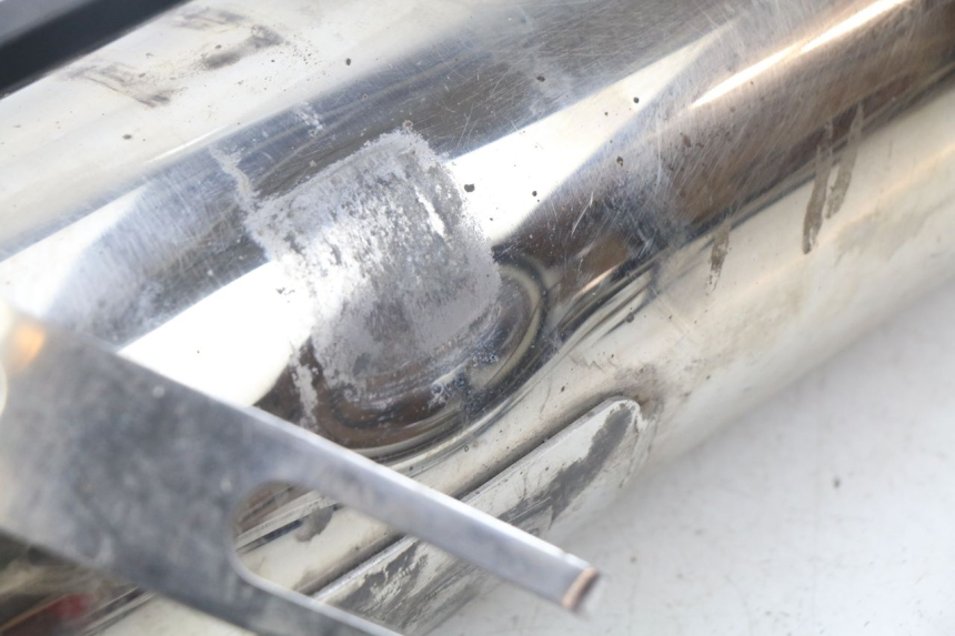 photo de POT ECHAPPEMENT PEUGEOT GEOPOLIS 400 (2007 - 2013) - Gros plan technique