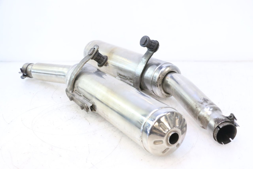 photo de POT ECHAPPEMENT KAWASAKI GPX F ZX750F 750 (1986 - 1990) - Détail de la pièce