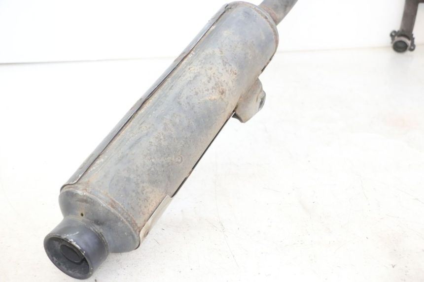 photo de POT ECHAPPEMENT SUZUKI GS GSE 500 (2001 - 2003) - Vue rapprochée