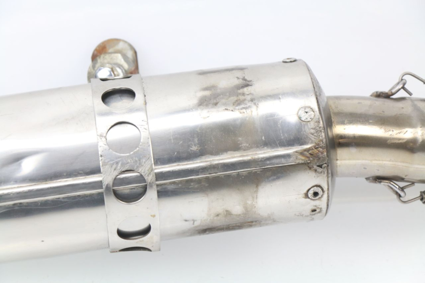 photo de POT ECHAPPEMENT SUZUKI GSXF GSX F 600 (1988 - 1997) - Détail de la pièce