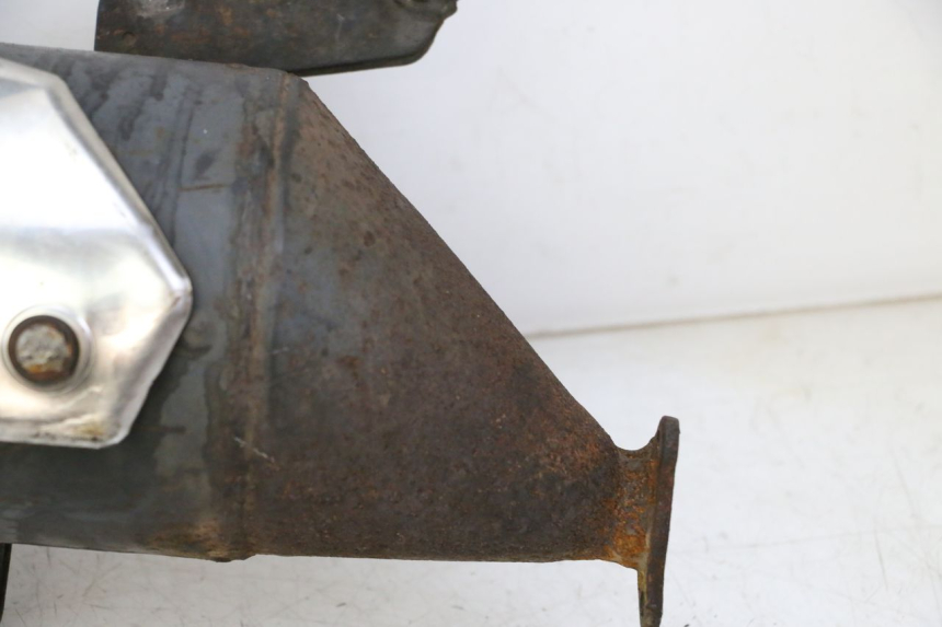 photo de POT ECHAPPEMENT DAELIM HISTORY 125 (2001 - 2002) - Zoom état d’usage