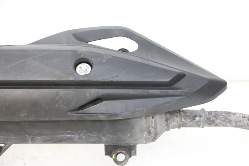 photo de POT ECHAPPEMENT HONDA PCX (JF57/JF64) 125 (2014 - 2018) - Photo complémentaire
