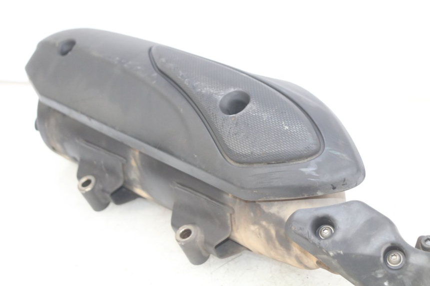 photo de POT ECHAPPEMENT YAMAHA HW XENTER 125 (2011 - 2017) - Zoom état d’usage