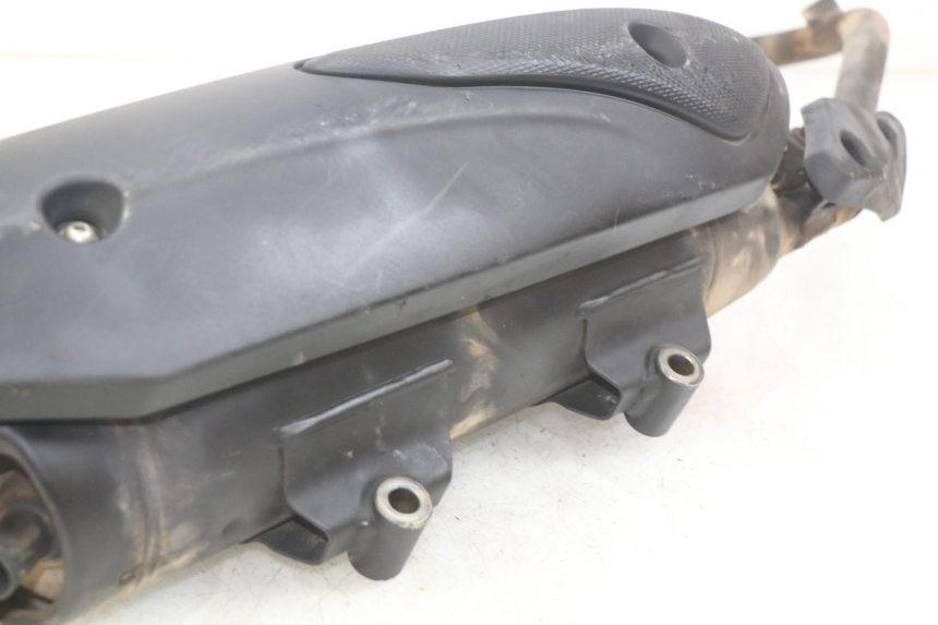 photo de POT ECHAPPEMENT YAMAHA HW XENTER 125 (2011 - 2017) - Autre angle de vue