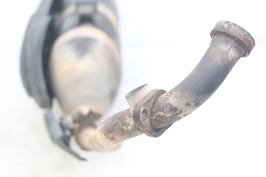 photo de POT ECHAPPEMENT YAMAHA HW XENTER 125 (2011 - 2017) - Points de fixation