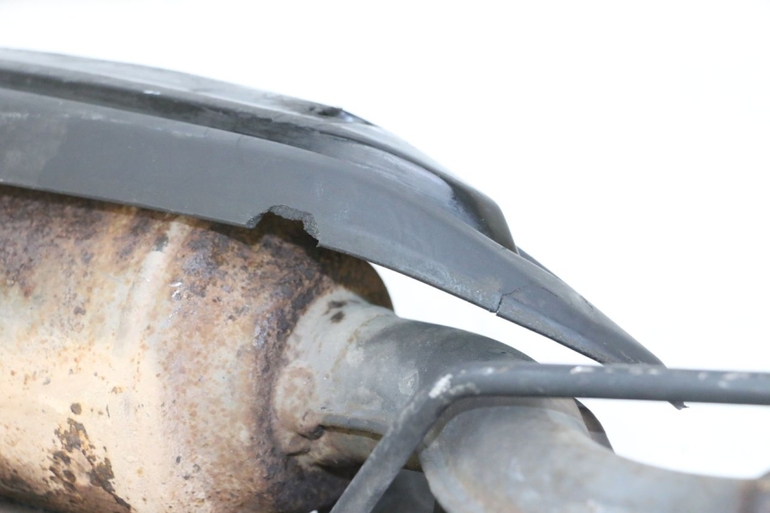 photo de POT ECHAPPEMENT PEUGEOT KISBEE 2T 50 (2010 - 2017) - Autre angle de vue