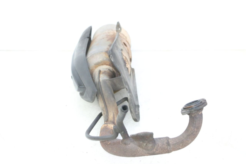 photo de POT ECHAPPEMENT PEUGEOT KISBEE 2T 50 (2010 - 2017) - Points de fixation