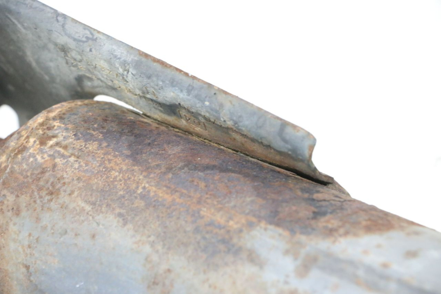 photo de POT ECHAPPEMENT PEUGEOT KISBEE 2T 50 (2010 - 2017) - Angle alternatif