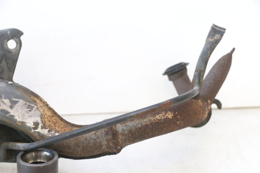 photo de POT ECHAPPEMENT PEUGEOT KISBEE 2T 50 (2010 - 2017) - Gros plan technique