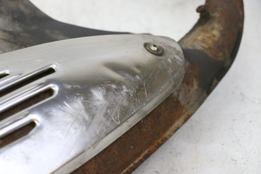 photo de POT ECHAPPEMENT PIAGGIO LIBERTY 125 (1998 - 2008) - Vue rapprochée