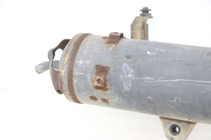 photo de POT ECHAPPEMENT KYMCO LIKE 125 (2009 - 2016) - Gros plan technique