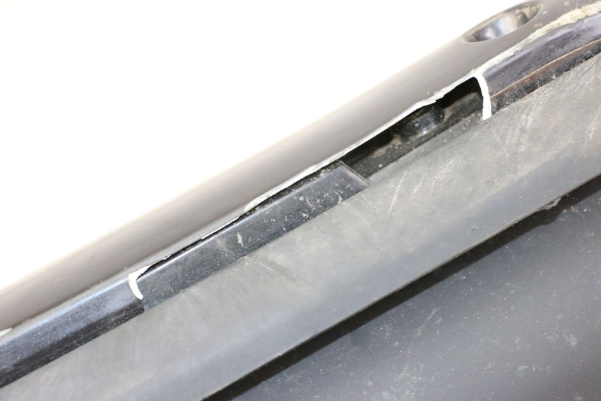 photo de POT ECHAPPEMENT LONGJIA SHARPY 125 (2020 - 2024) - Zoom état d’usage