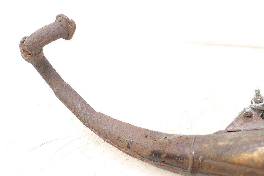 photo de POT ECHAPPEMENT PEUGEOT LUDIX 50 (2005 - 2007) - Autre angle de vue