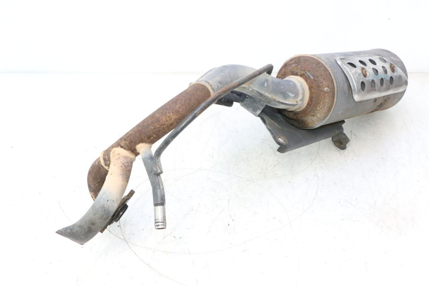 photo de POT ECHAPPEMENT PEUGEOT LUDIX PRO 2T 50 (2010 - 2017) - Gros plan technique