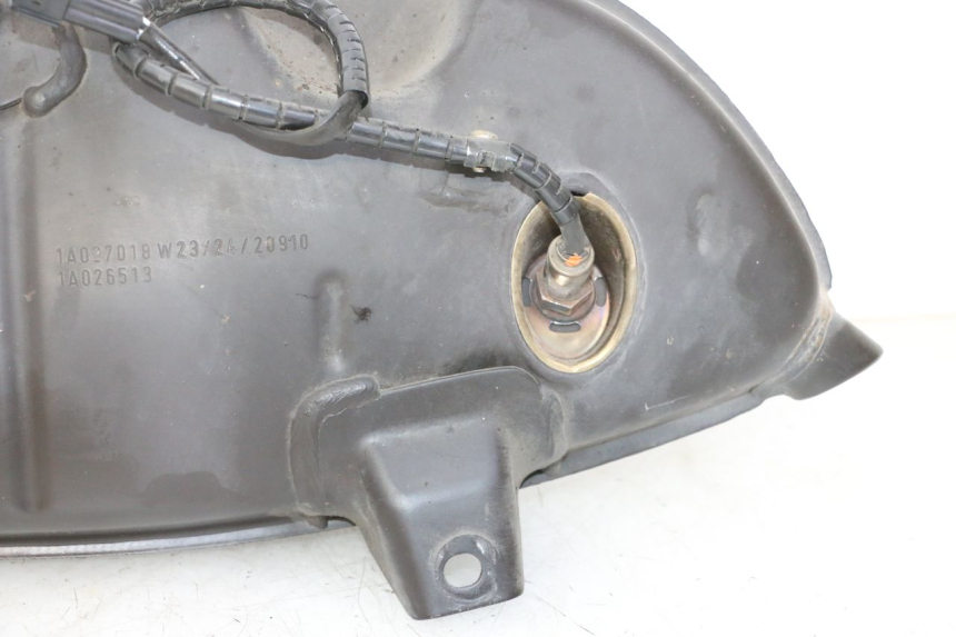 photo de POT ECHAPPEMENT PIAGGIO MP3 HPE 310 (2024 - 2025) - Points de fixation