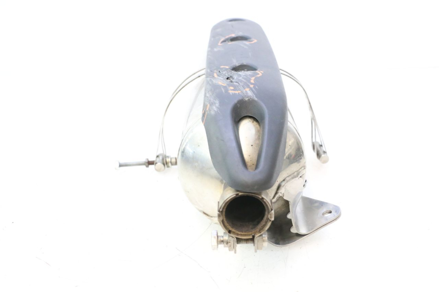 photo de POT ECHAPPEMENT PIAGGIO MP3 LT 400 (2007 - 2012) - Zoom composants