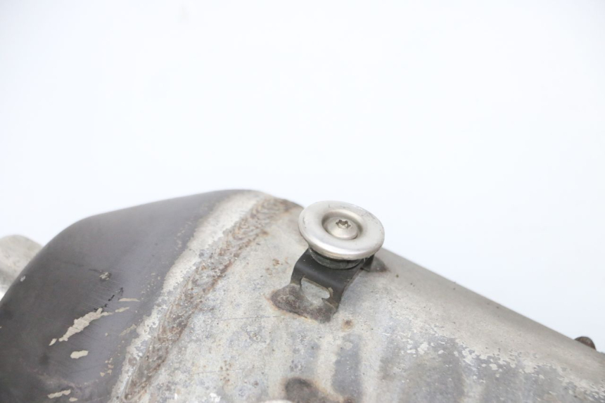 photo de POT ECHAPPEMENT PIAGGIO MP3 125 (2006 - 2014) - Aperçu profil