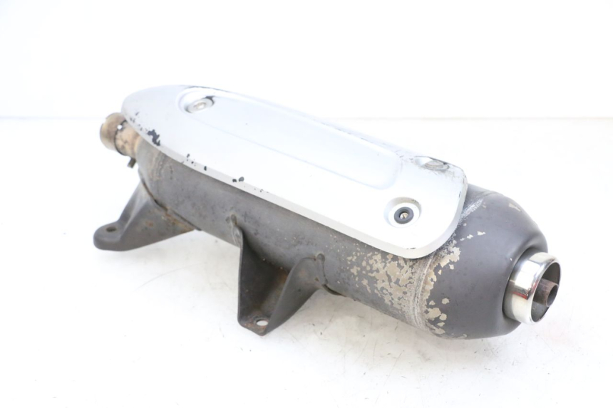 photo de POT ECHAPPEMENT PIAGGIO MP3 RL 250 (2006 - 2010) - Points de fixation