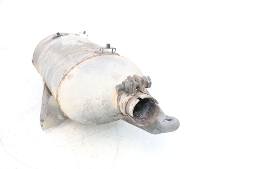 photo de POT ECHAPPEMENT PIAGGIO MP3 125 (2006 - 2014) - Gros plan technique