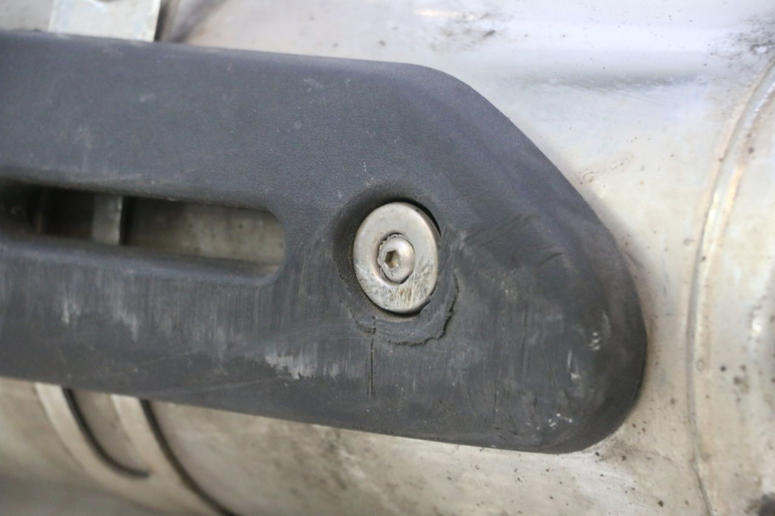 photo de POT ECHAPPEMENT PIAGGIO MP3 500 (2011 - 2015) - Zoom composants