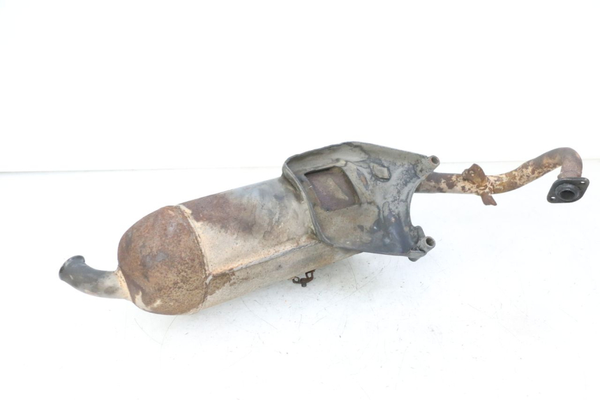 photo de POT ECHAPPEMENT PIAGGIO NEW TYPHOON 50 (2010 - 2017) - Autre angle de vue