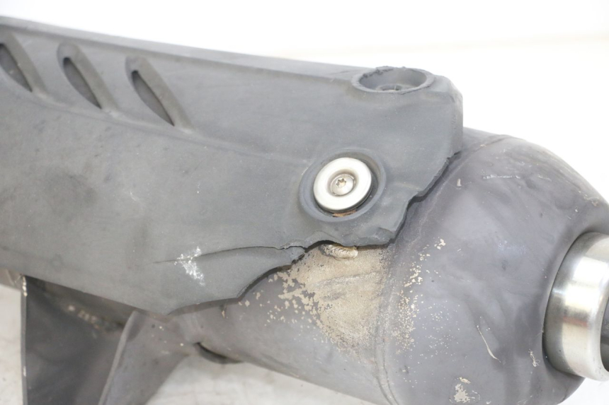 photo de POT ECHAPPEMENT GILERA NEXUS 125 (2009 - 2013) - État de surface