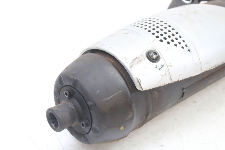 photo de POT ECHAPPEMENT PIAGGIO NRG POWER PUREJET 50 (2018 - 2021) - Points de fixation