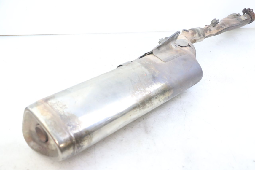 photo de POT ECHAPPEMENT HONDA NTV DEAUVILLE ABS 700 (2007 - 2016) - Vue rapprochée