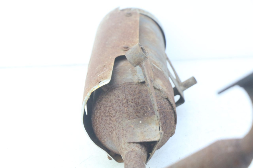 photo de POT ECHAPPEMENT SELECT UP OCTALIS 125 (2007 - 2012) - Gros plan technique