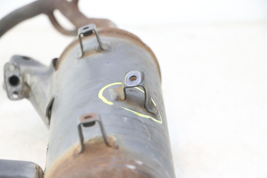 photo de POT ECHAPPEMENT SYM ORBIT 2 4T 50 (2008 - 2017) - Inspection visuelle