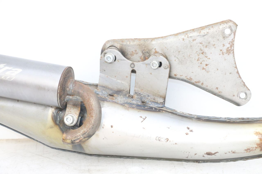 photo de POT ECHAPPEMENT MBK OVETTO ONE 2T 50 (2013 - 2017) - Zoom composants