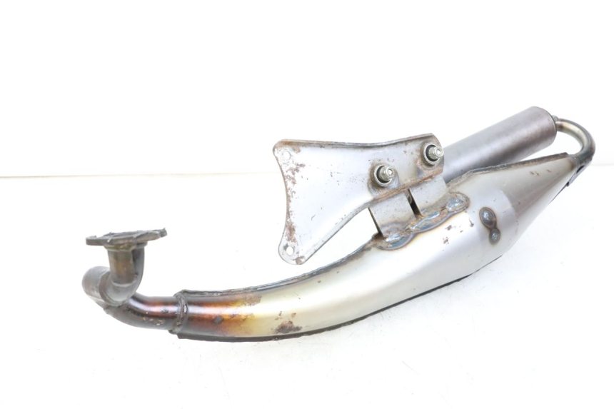 photo de POT ECHAPPEMENT MBK OVETTO ONE 2T 50 (2013 - 2017) - Autre angle de vue