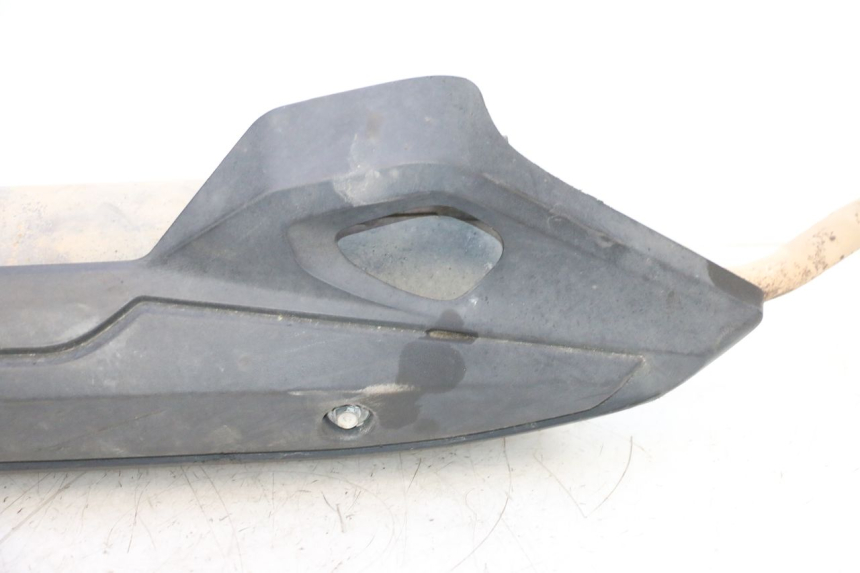 photo de POT ECHAPPEMENT HONDA PCX (JF57/JF64) 125 (2014 - 2018) - Vue rapprochée