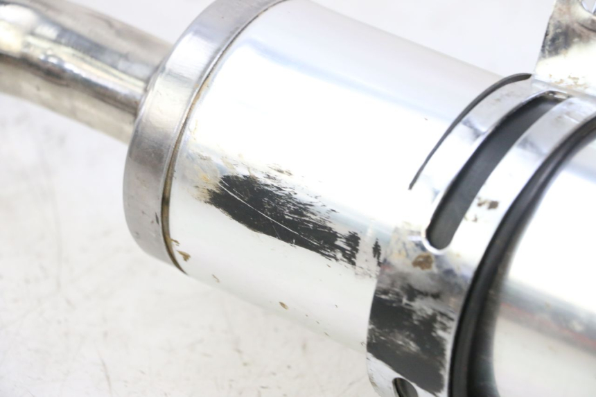 photo de POT ECHAPPEMENT APOLLO RFZ 125 - Points de fixation