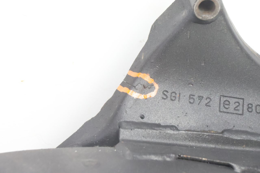photo de POT ECHAPPEMENT GILERA RUNNER SP 50 (2002 - 2004) - Gros plan technique