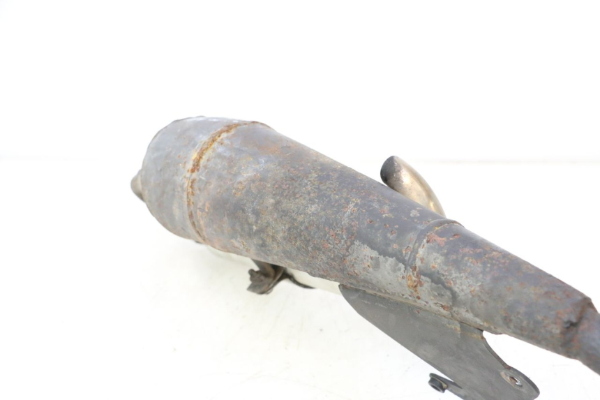 photo de POT ECHAPPEMENT KEEWAY RY6 2T 50 (2011 - 2019) - Points de fixation