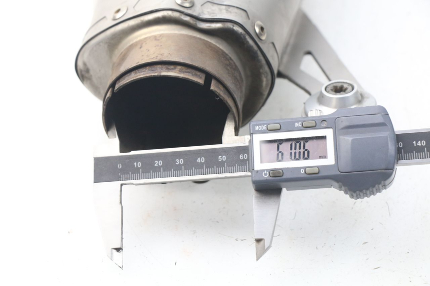 photo de POT ECHAPPEMENT BMW S RR ABS S1000RR 1000 (2009 - 2011) - Détail de la pièce