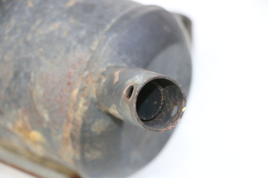 photo de POT ECHAPPEMENT HYTRACK S 150 (2003 - 2011) - Gros plan technique