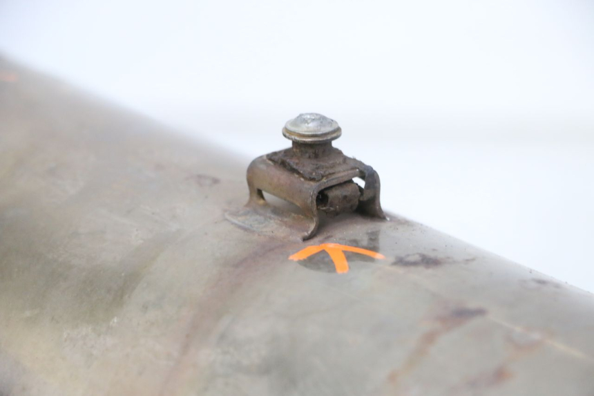 photo de POT ECHAPPEMENT PEUGEOT SATELIS 125 (2013 - 2018) - Vue rapprochée